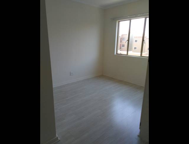 2 BEDROOM APARTMENT TO LET IN NOORDHANG